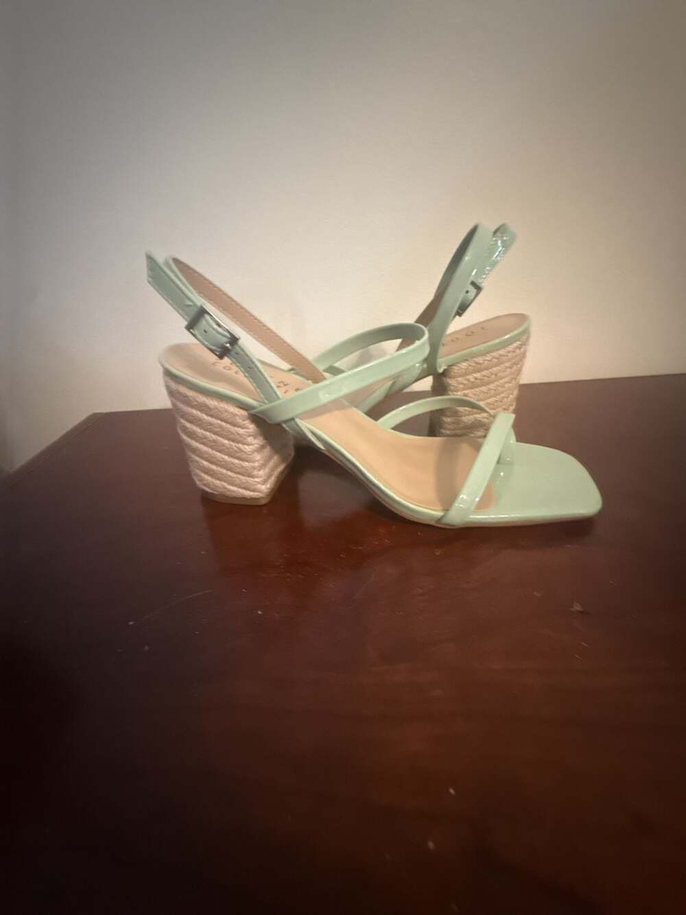 Journee Collection Crishell Wmns Mint Green Strappy Slingback Block Heel Sandals